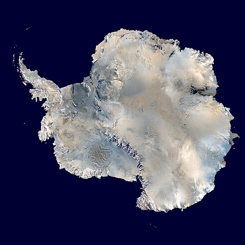 Aerial view of the antarctic ice sheet.